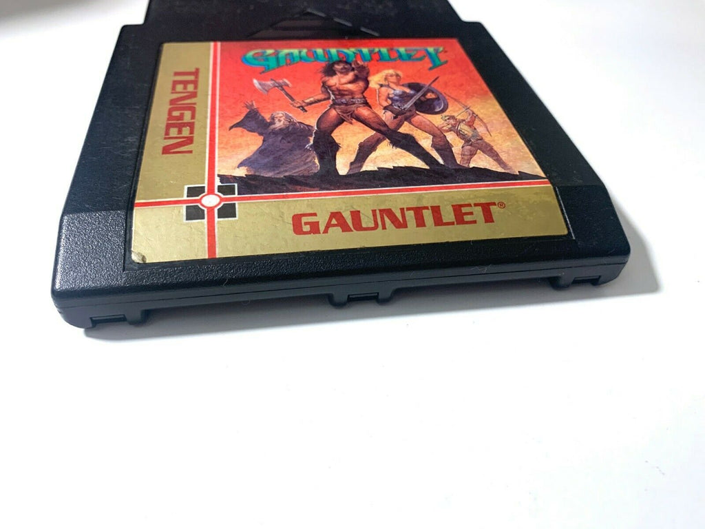 Gauntlet Tengen Black Cartridge Original NES Nintendo Game Tested + Working