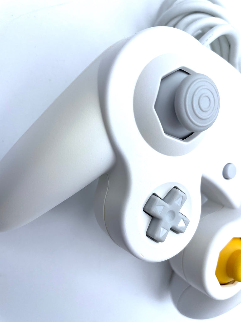 White Super Smash Bros. Original Nintendo Brand Official Gamecube Controller DOL-003