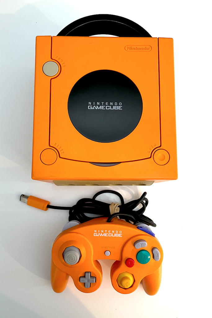 RARE! Spice Orange Nintendo Gamecube Console Bundle